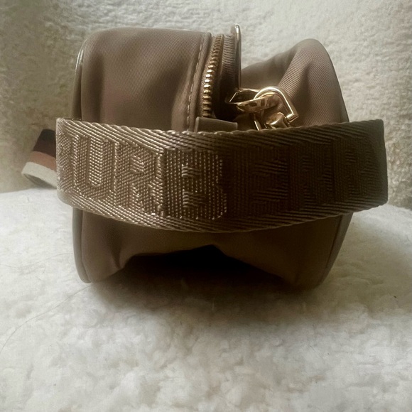 Burberry Converted Bag With Crossbody Strap and Purse Charm - Picture 10 of 10